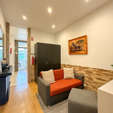 Quiet And Cozy, Easy Access To Lisbon Highlights #1880 Apartment Bagian luar foto